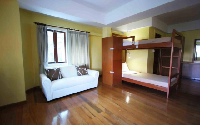 Chanchala café & hostel