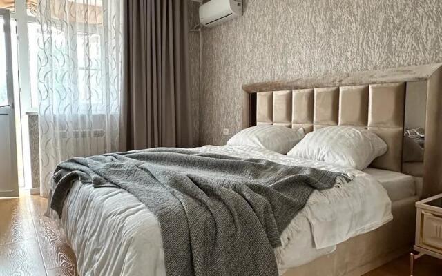 Апартаменты на улице Чкалова 37