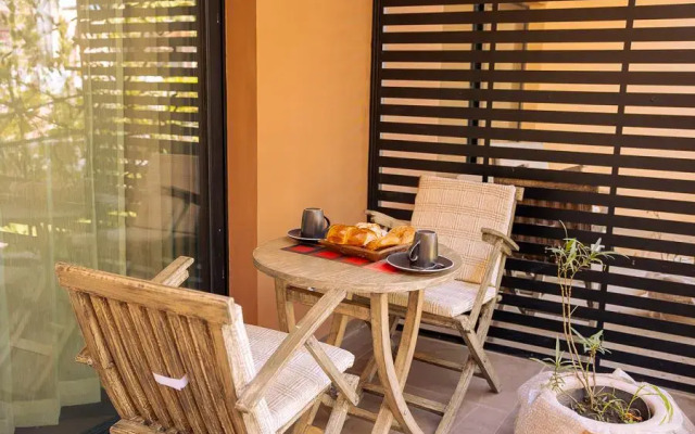 Bakadaji Hotel