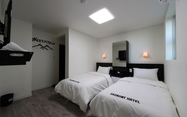 Ekonomy Hotel Incheon