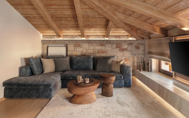 Ceci Suites