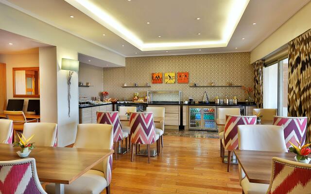 Hilton Yaounde