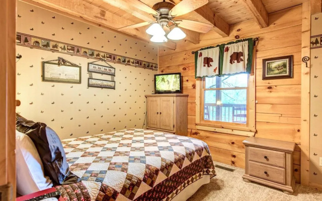 Lazy Cub Lodge by Jackson Mountain Rentals
