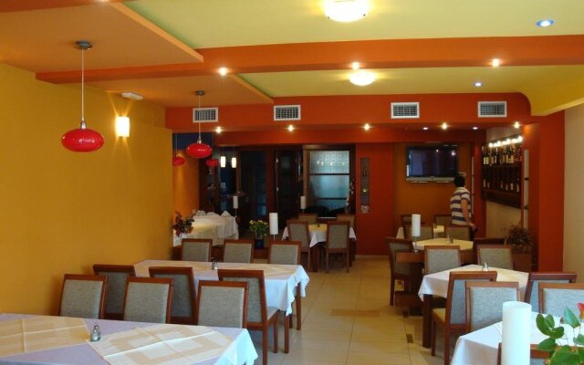 Pima Hotel