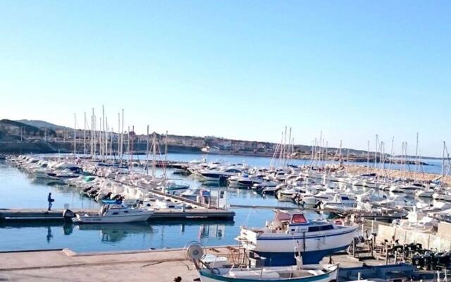 Appartement Six-Fours-les-Plages, 2 pièces, 4 personnes - FR-1-316-21