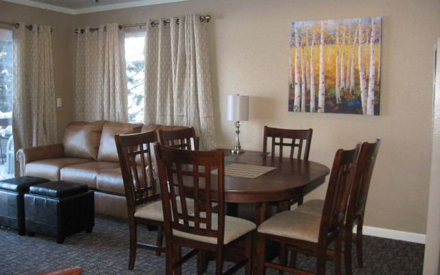 Beachcomber Inn