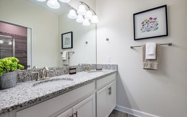 6-Bedroom Villa in Four Corners 1409RF