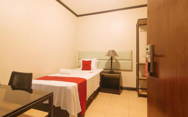 Reddoorz near Landers Superstore Cebu City