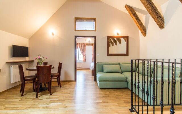 Residence Thunovska 19