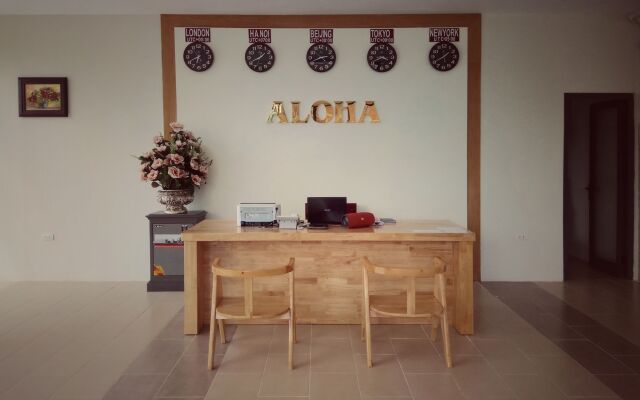 Aloha Hotel