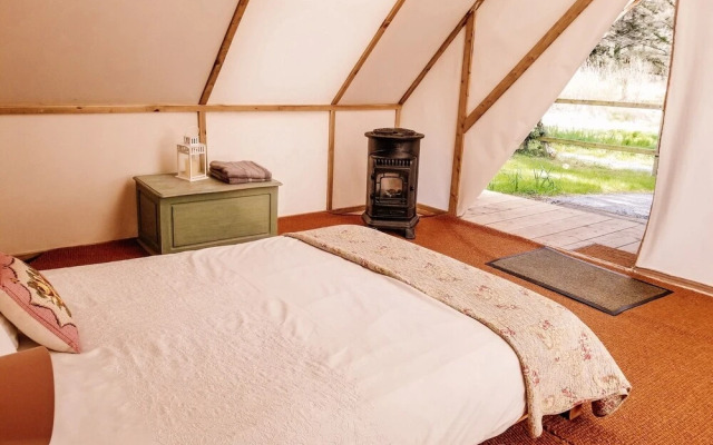 Killarney Glamping at the Grove