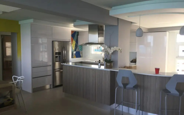Stella Maris Beach Front Apartment