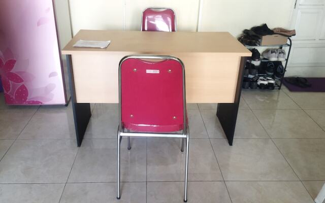 SPOT ON 93442 Widya Homestay SyariahNearBandara Sultan Syarif Kasim II
