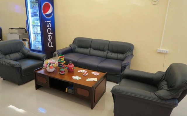 Red Lips Hostel