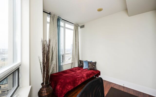 Sarkar Suites - 330 Burnhamthorpe Road