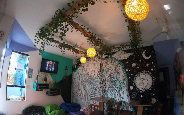 Chamos Hostel Cultural