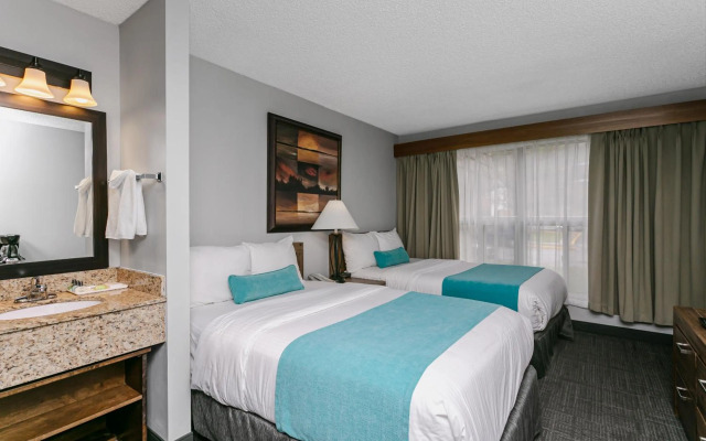 Tonquin Inn