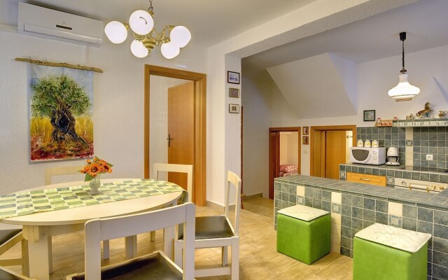 Holiday Home With Swimming Pool, Near the Center