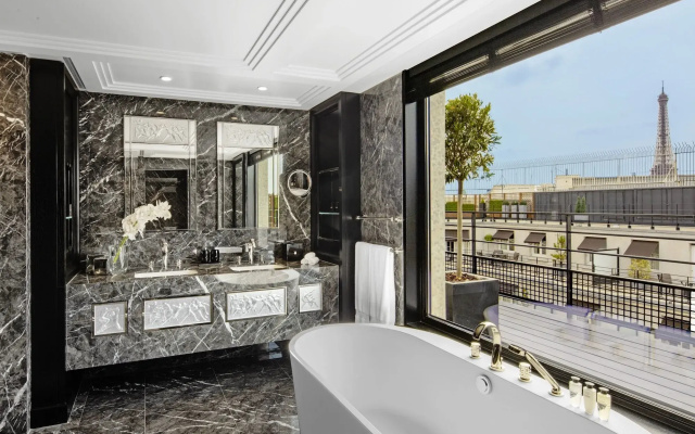 Prince de Galles, a Luxury Collection , Paris