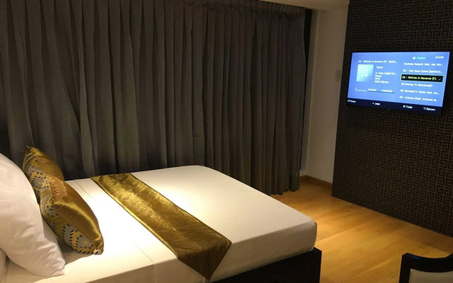 Milano Versace Suites