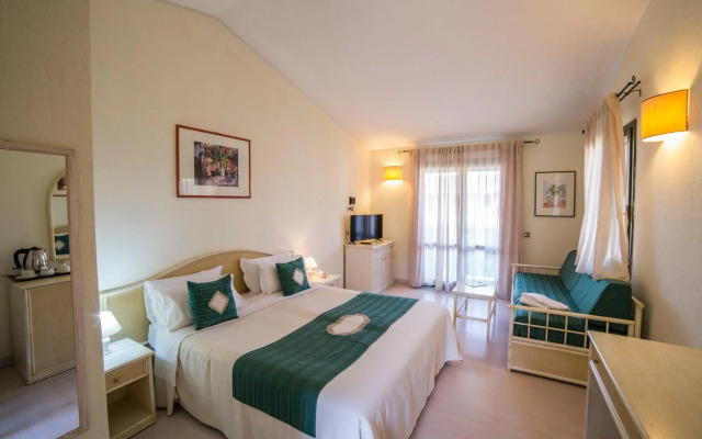 Albaruja Hotel