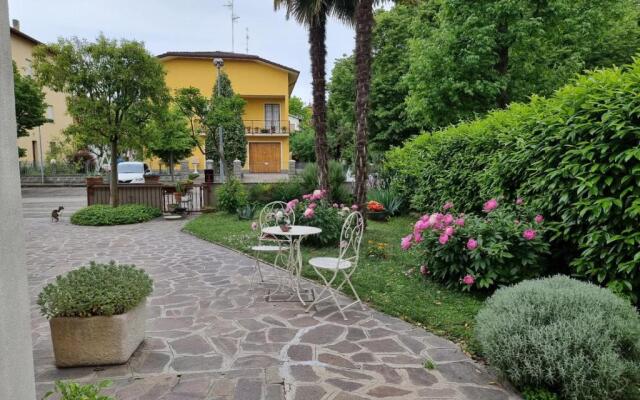 Gold B&B