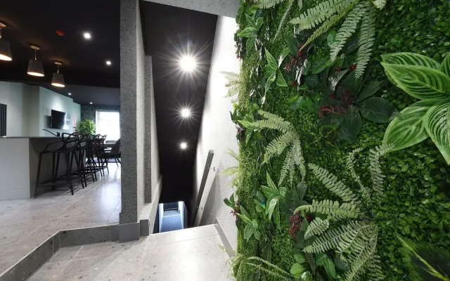 La Jungle Du Swan Slps -23
