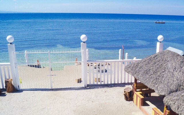 Hana-Natsu Resorts Pool