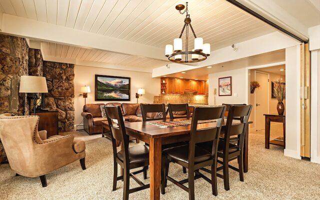 Stonebridge Condominiums