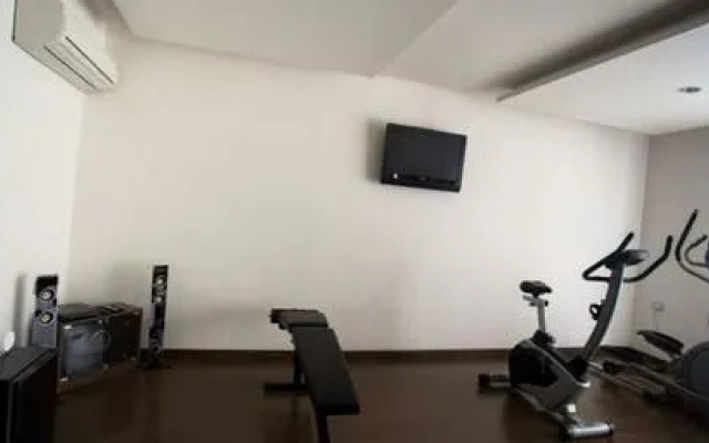 Hindustan International Select