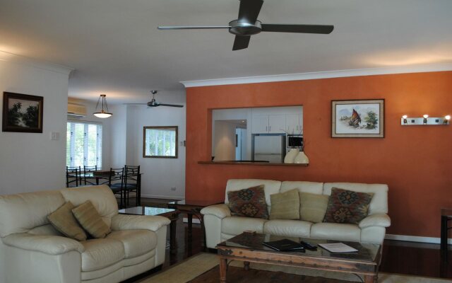 BeachView Apartments at Villa Paradiso