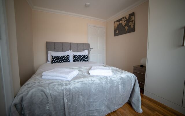 The Coach House by Riis Property