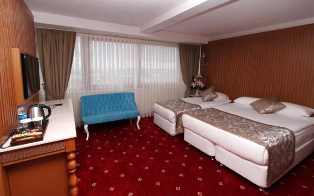 Tilia Hotel