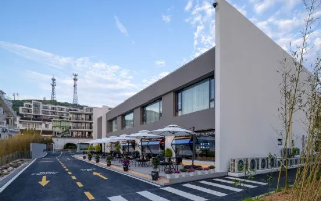 Silent Space Homestay