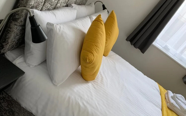 Kings Cross by Pureserviced