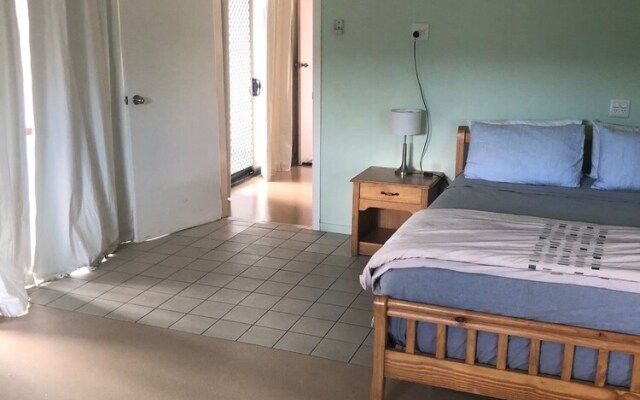 The Spanish Motel
