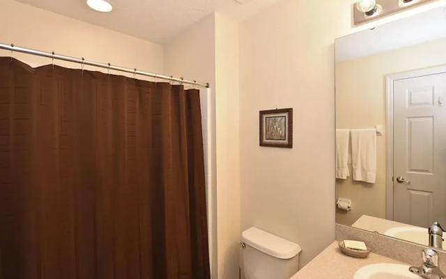 Aviana Pool Villa