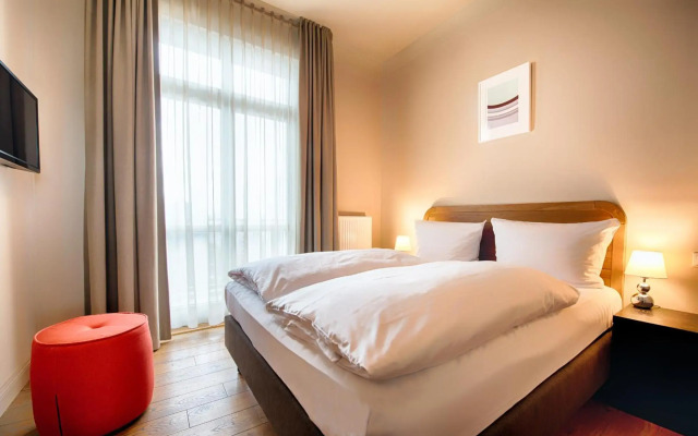Mondrian Suites Berlin Checkpoint Charlie