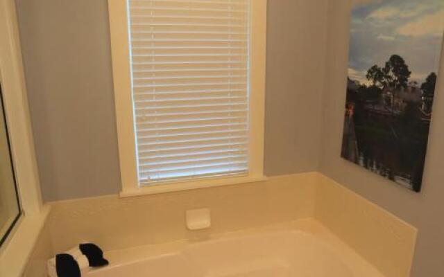 1380 Laurel Grove Home
