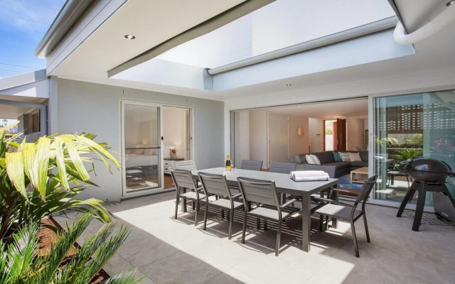 Your Luxury Escape - Ocean Sapphire