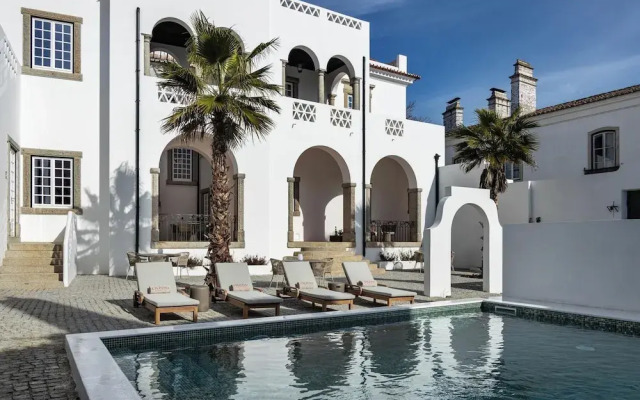 CICIOSO Boutique Hotel