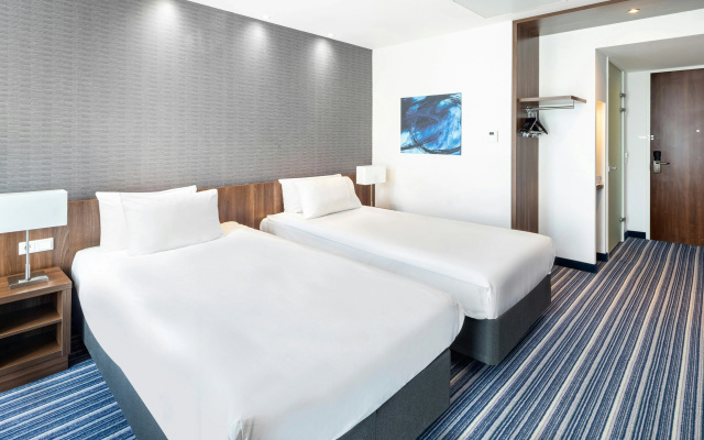 Holiday Inn Express Rotterdam - Central Station by IHG
