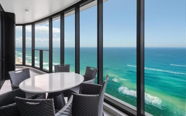 Meriton Suites Surfers Paradise