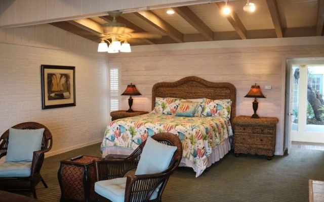 Pelican Bay Resort
