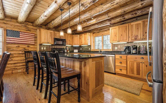 Montana East by Taylor Made Deep Creek