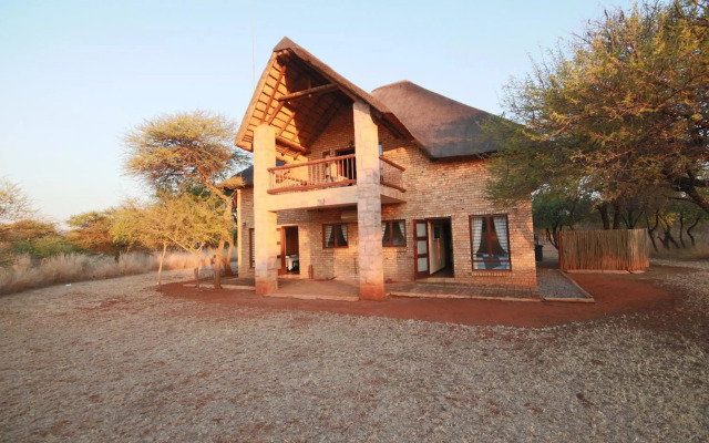 Makhato 84 Bush Lodge