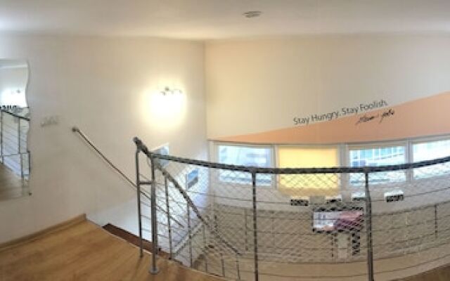 Blue Books Apartments