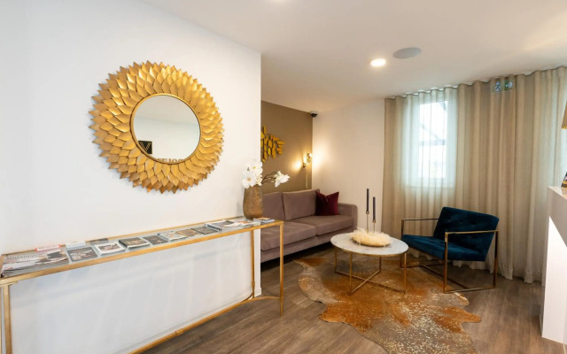 V Boutique Hotel