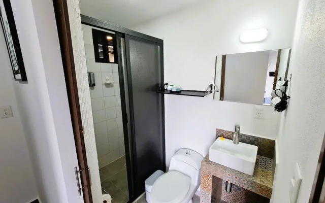 R07 Habitación Equipada STV WIFI Parking