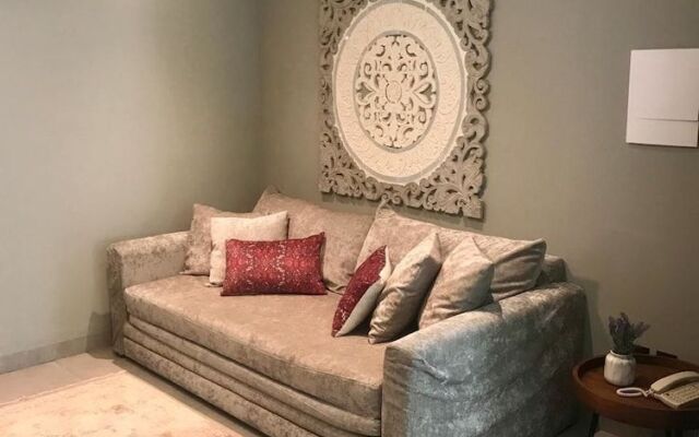 IT Condo by Realty Group